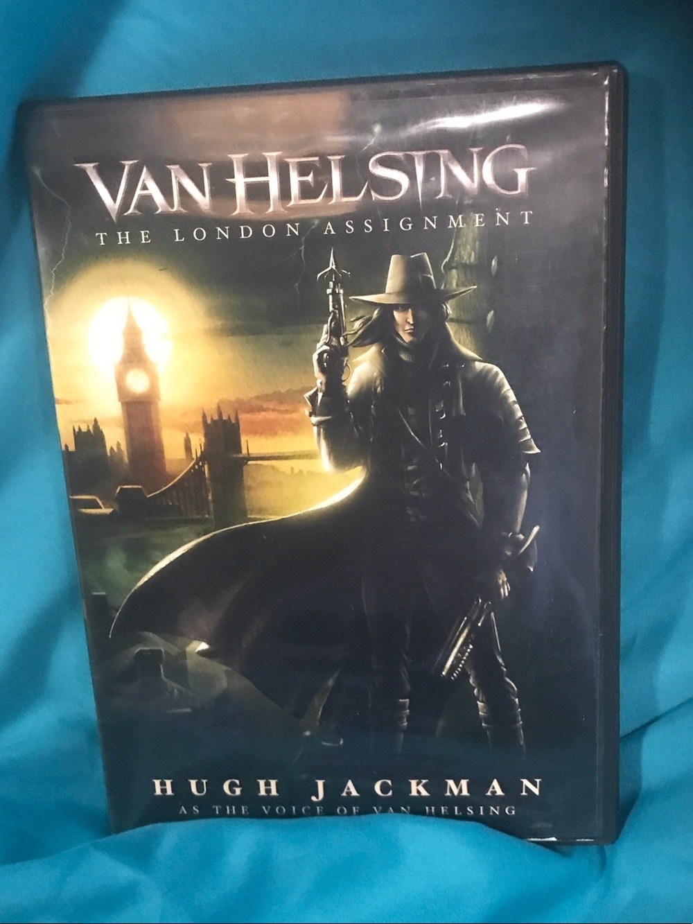 Van Helsing: The London Assignment DVD - Black & Gold Artwork
